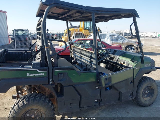 46036717 :رقم المزاد ، JKBATSB11NB501753 vin ، 2022 Kawasaki Kat820 B مزاد بيع
