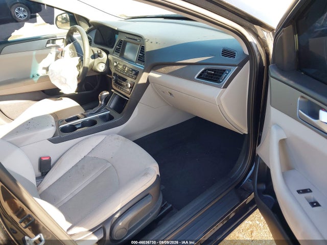 Hyundai SONATA SE 2017 5NPE24AF7HH574037 Image 5