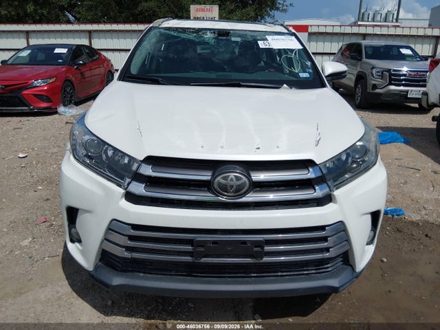 Toyota Highlander Limited 2017 5TDYZRFH6HS228782 Image 13