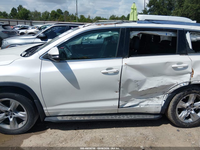 Toyota Highlander Limited 2017 5TDYZRFH6HS228782 Image 15