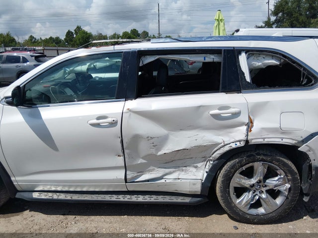 Toyota Highlander Limited 2017 5TDYZRFH6HS228782 Image 6