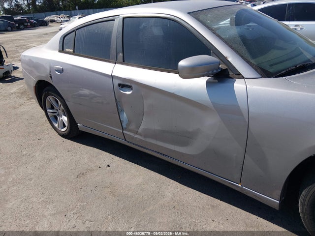 2C3CDXBG0FH748275 Dodge Charger Se