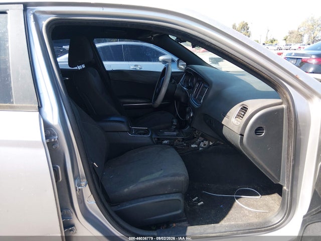2C3CDXBG0FH748275 Dodge Charger Se