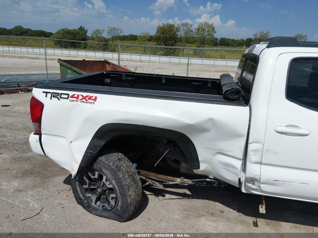 2017 Toyota Tacoma Trd Off Road მანქანა იყიდება აუქციონზე, vin: 3TMDZ5BN8HM031809, აუქციონის ნომერი: 46036787