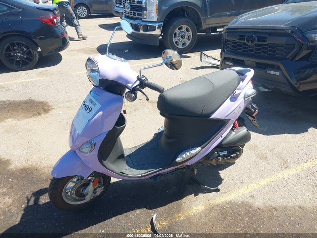2022 Genuine Scooter Co. Buddy 125 მანქანა იყიდება აუქციონზე, vin: RFVPAC203N1020728, აუქციონის ნომერი: 46036809