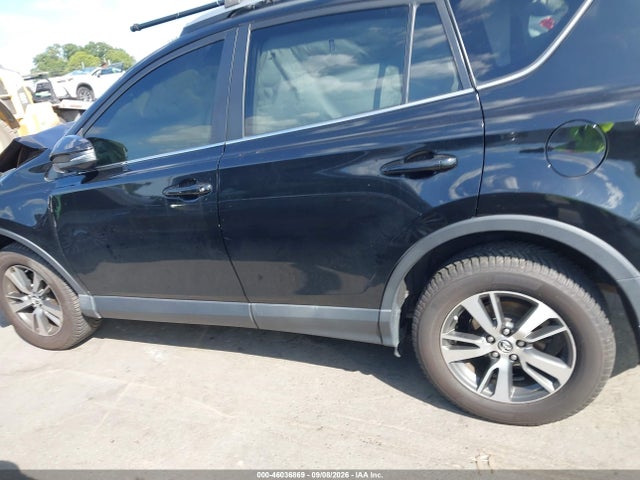 2018 Toyota Rav4 Xle მანქანა იყიდება აუქციონზე, vin: 2T3WFREV5JW442156, აუქციონის ნომერი: 46036869