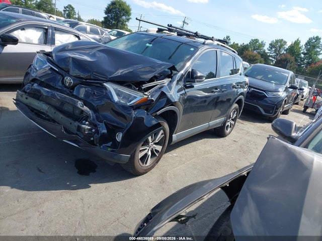 2018 Toyota Rav4 Xle მანქანა იყიდება აუქციონზე, vin: 2T3WFREV5JW442156, აუქციონის ნომერი: 46036869
