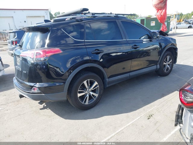 2018 Toyota Rav4 Xle მანქანა იყიდება აუქციონზე, vin: 2T3WFREV5JW442156, აუქციონის ნომერი: 46036869