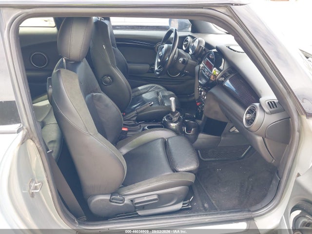 Продажа на аукционе авто 2015 Mini Hardtop Cooper S, vin: WMWXP7C59F2A58762, номер лота: 46036909