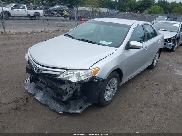 2013 Toyota Camry Le მანქანა იყიდება აუქციონზე, vin: 4T1BF1FK3DU233323, აუქციონის ნომერი: 46036914