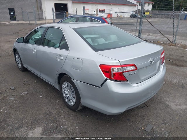 2013 Toyota Camry Le მანქანა იყიდება აუქციონზე, vin: 4T1BF1FK3DU233323, აუქციონის ნომერი: 46036914