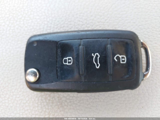 2014 Volkswagen Jetta 1.8t Se მანქანა იყიდება აუქციონზე, vin: 3VWD07AJ0EM383683, აუქციონის ნომერი: 46036939