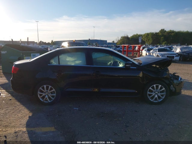 2014 Volkswagen Jetta 1.8t Se მანქანა იყიდება აუქციონზე, vin: 3VWD07AJ0EM383683, აუქციონის ნომერი: 46036939