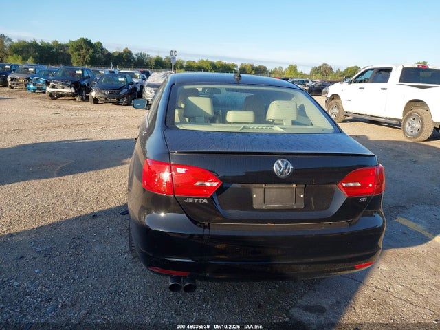 2014 Volkswagen Jetta 1.8t Se მანქანა იყიდება აუქციონზე, vin: 3VWD07AJ0EM383683, აუქციონის ნომერი: 46036939