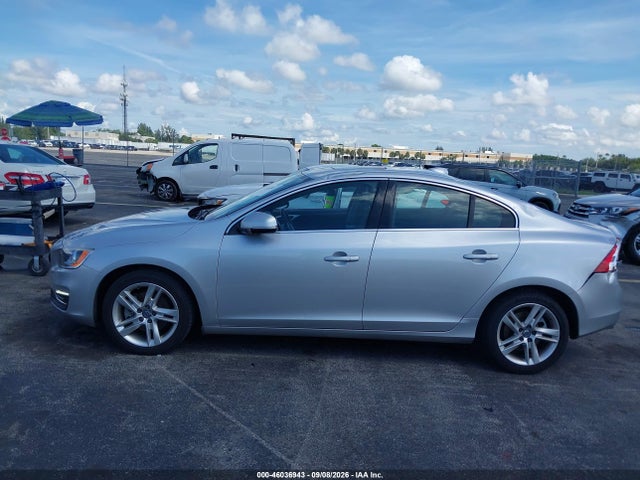 2015 Volvo S60 T5 Premier მანქანა იყიდება აუქციონზე, vin: YV140MFK1F1369500, აუქციონის ნომერი: 46036943
