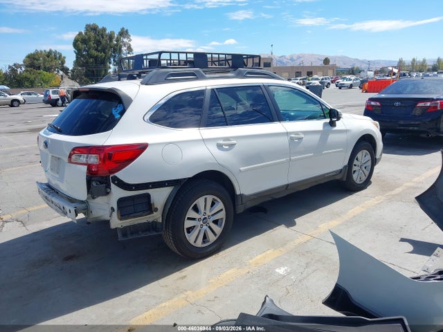 Subaru Outback 2.5i Premium 2016 4S4BSAHC9G3345054 Image 4