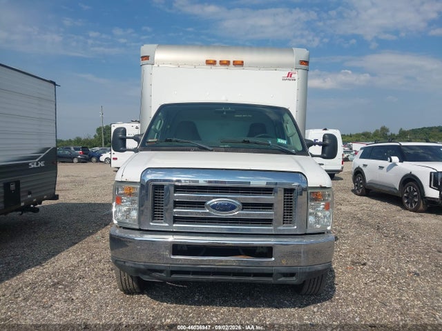 46036947 :رقم المزاد ، 1FDXE4FS9CDA13158 vin ، 2012 Ford E-450 Cutaway مزاد بيع