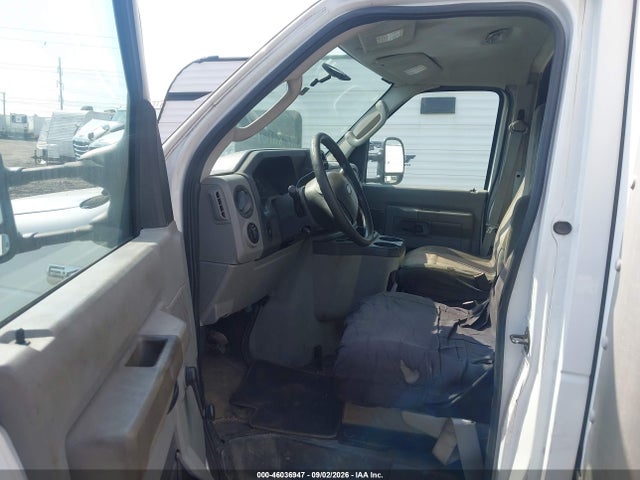 46036947 :رقم المزاد ، 1FDXE4FS9CDA13158 vin ، 2012 Ford E-450 Cutaway مزاد بيع