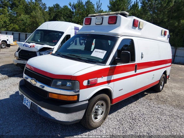 46036949 :رقم المزاد ، 1GBZGHCL2G1332585 vin ، 2016 Chevrolet Express 3500 Diesel مزاد بيع