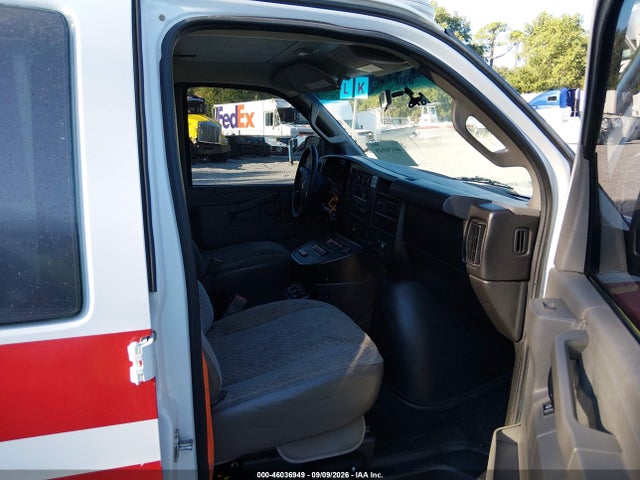 46036949 :رقم المزاد ، 1GBZGHCL2G1332585 vin ، 2016 Chevrolet Express 3500 Diesel مزاد بيع