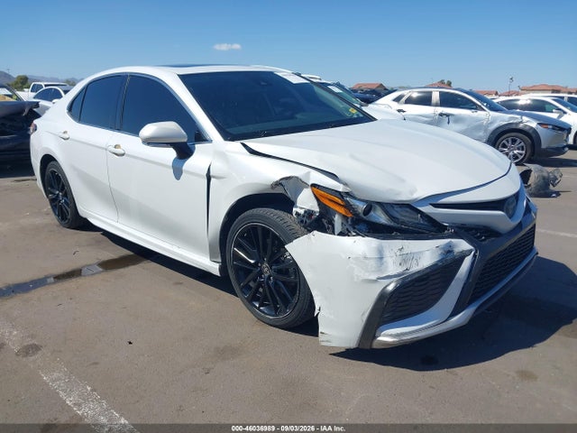 2022 Toyota Camry Xse Hybrid მანქანა იყიდება აუქციონზე, vin: 4T1K31AKXNU574297, აუქციონის ნომერი: 46036989