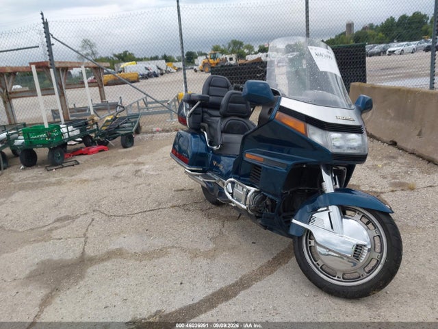 46036991 :رقم المزاد ، 1HFSC2201RA602430 vin ، 1994 Honda Gl1500 A مزاد بيع