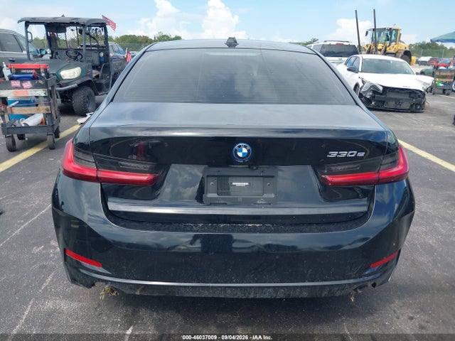 Продаж на аукціоні авто 2023 Bmw 330e, vin: 3MW39FF07P8C83782, номер лоту: 46037009