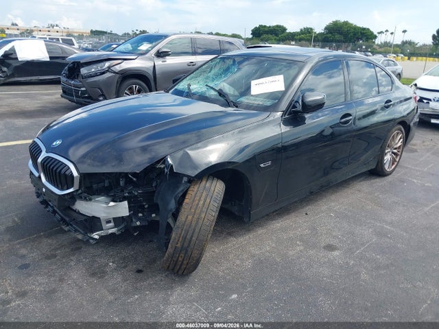 Продаж на аукціоні авто 2023 Bmw 330e, vin: 3MW39FF07P8C83782, номер лоту: 46037009