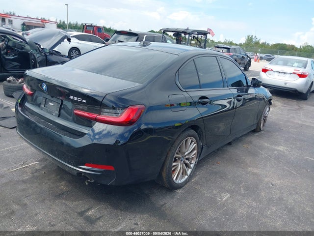 Продаж на аукціоні авто 2023 Bmw 330e, vin: 3MW39FF07P8C83782, номер лоту: 46037009