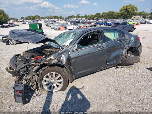 Продажа на аукционе авто 2012 Chrysler 200 Touring, vin: 1C3CCBBB8CN120624, номер лота: 46037016
