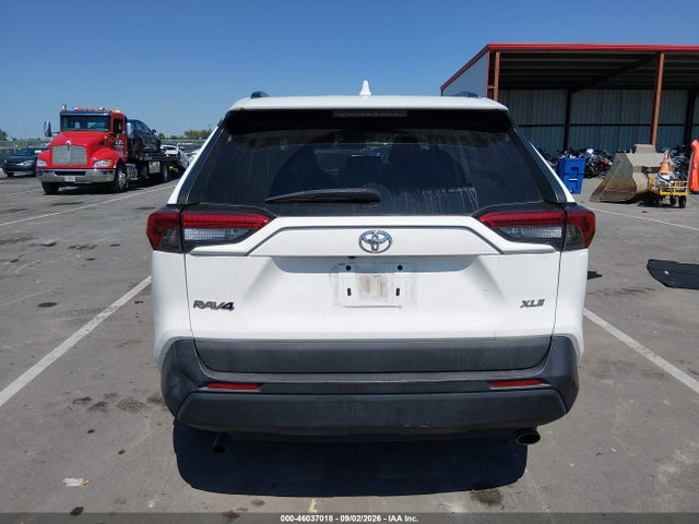 Продаж на аукціоні авто 2019 Toyota Rav4 Xle, vin: 2T3W1RFV5KW011587, номер лоту: 46037018