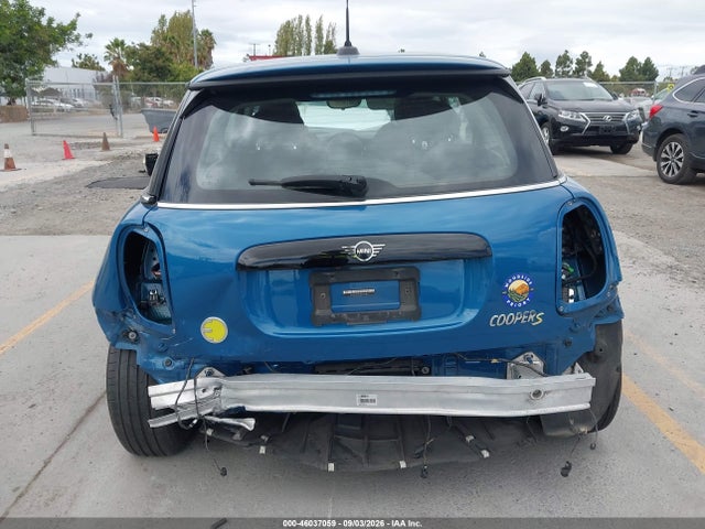 Mini Se Hardtop Cooper 2023 WMW13DJ04P2T47134 Image 17