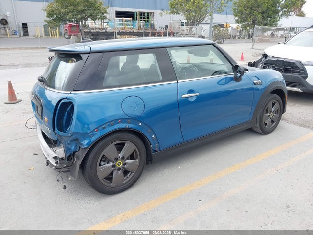 Mini Se Hardtop Cooper 2023 WMW13DJ04P2T47134 Image 4