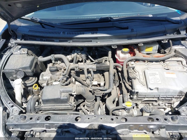 JTDKDTB38F1584480 Toyota Prius C Two