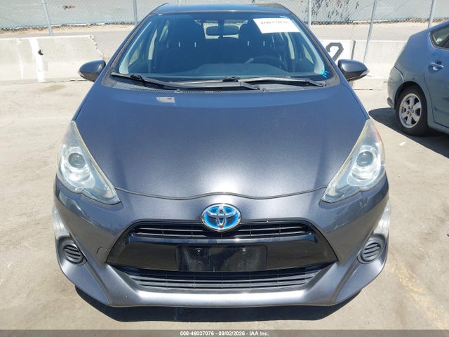 JTDKDTB38F1584480 Toyota Prius C Two