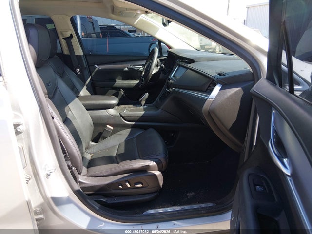 46037082 :رقم المزاد ، 1GYKNCRS0JZ202134 vin ، 2018 Cadillac Xt5 Luxury مزاد بيع