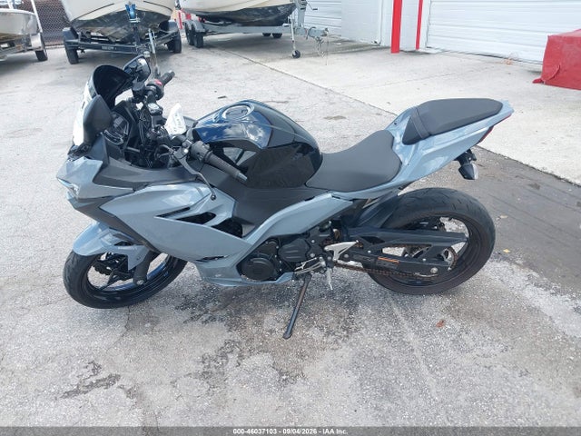 Kawasaki Er400 D 2022 JKAERKD11NDAH1159 Image 13