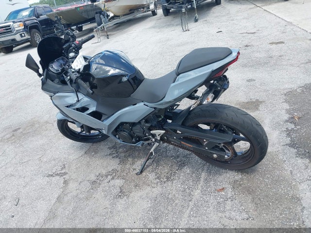 Kawasaki Er400 D 2022 JKAERKD11NDAH1159 Image 3