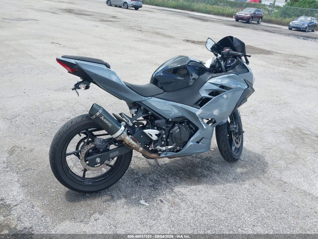 Kawasaki Er400 D 2022 JKAERKD11NDAH1159 Image 4