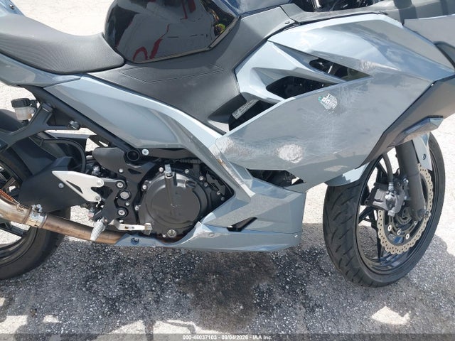 Kawasaki Er400 D 2022 JKAERKD11NDAH1159 Image 8