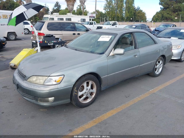 2000 Lexus Es 300 მანქანა იყიდება აუქციონზე, vin: JT8BF28GXY5102701, აუქციონის ნომერი: 46037106