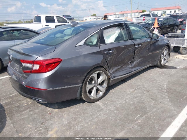 Honda Accord Touring 2018 1HGCV1F95JA023202 Image 4