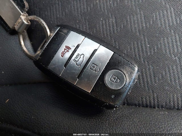 Продажа на аукционе авто 2017 Kia Soul !, vin: KNDJX3AA1H7469478, номер лота: 46037181