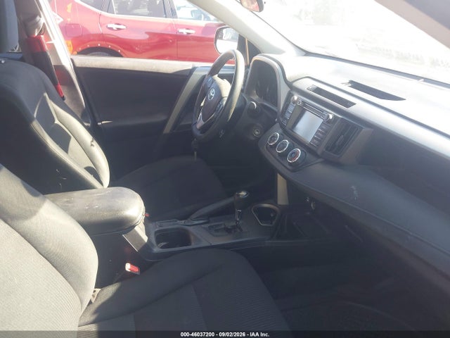 Toyota RAV4 LE 2017 2T3ZFREV6HW394786 Image 5