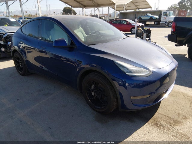 Auction sale of the 2021 Tesla Model Y Long Range Dual Motor All-wheel Drive, vin: 5YJYGDEE6MF212824, lot number: 46037242