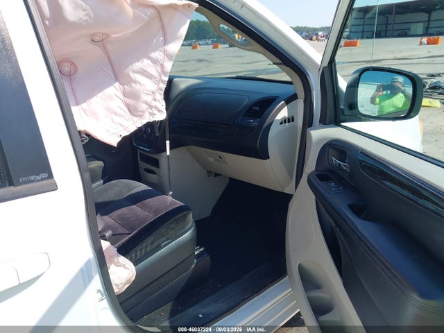 46037324 :رقم المزاد ، 2C4RDGBG2ER328225 vin ، 2014 Dodge Grand Caravan Se مزاد بيع