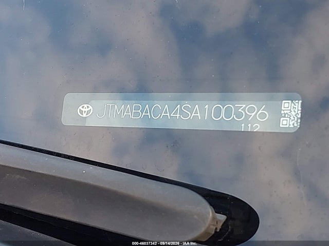 Toyota BZ4X XLE 2025 JTMABACA4SA100396 Image 9