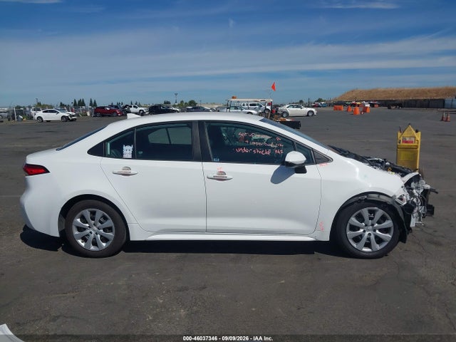 Toyota COROLLA LE 2021 5YFEPMAE8MP255591 Image 14