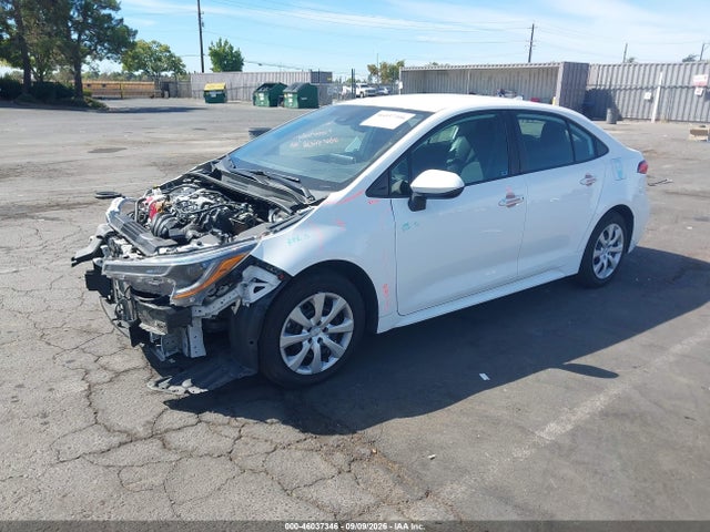 Toyota COROLLA LE 2021 5YFEPMAE8MP255591 Image 2