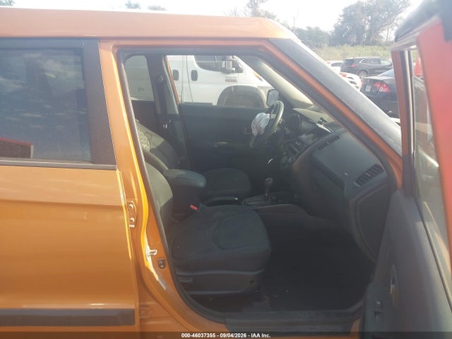 Продаж на аукціоні авто 2010 Kia Soul +, vin: KNDJT2A28A7107958, номер лоту: 46037355
